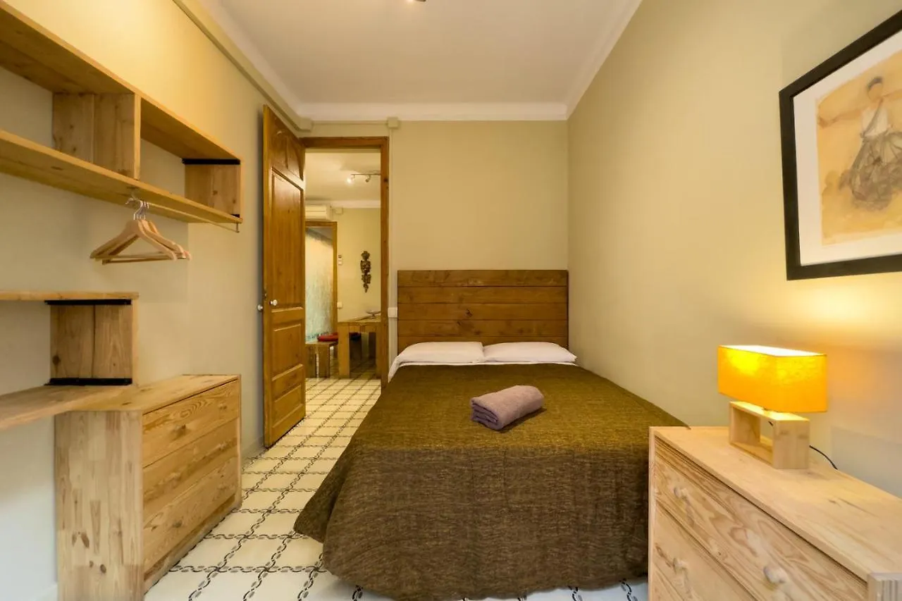 Aparteasy - Gracia Apartments Barcelona
