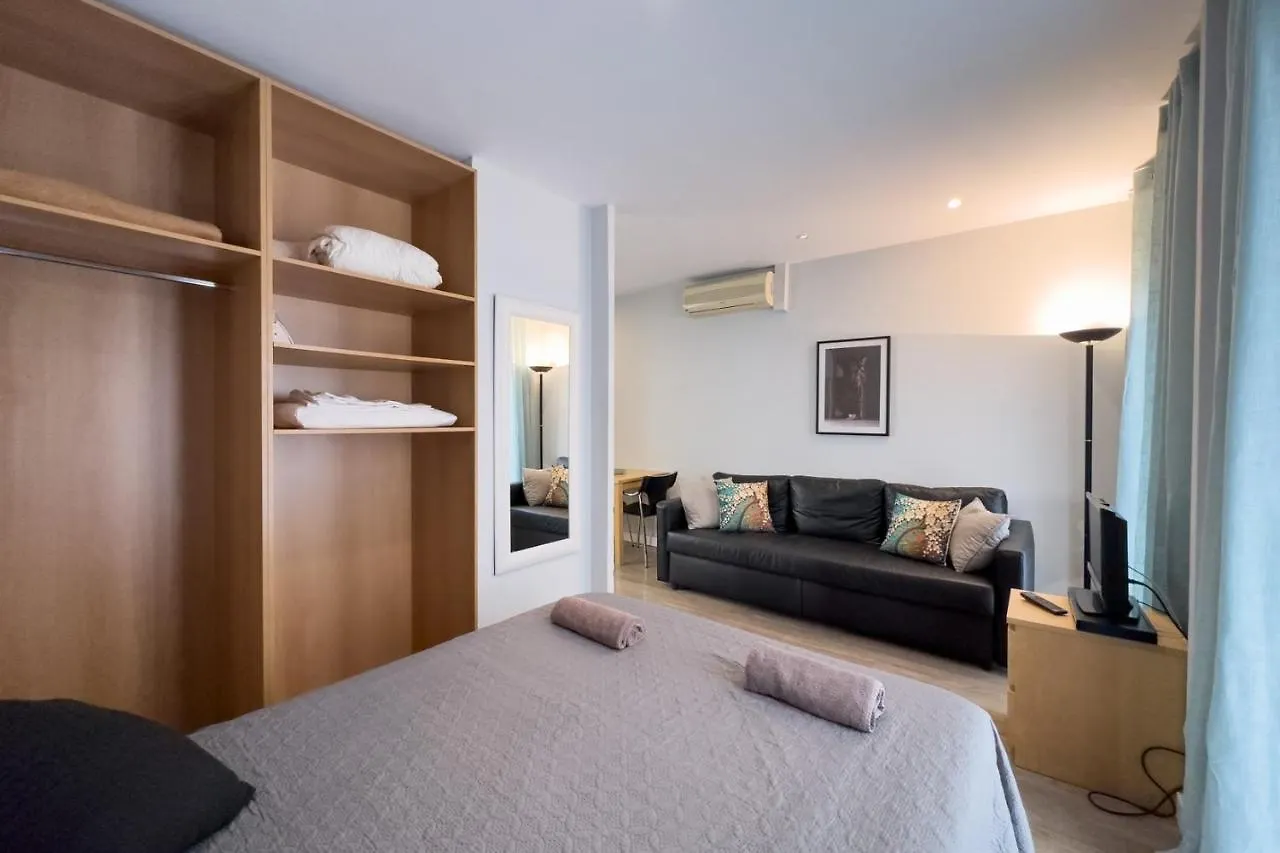 Aparteasy - Gracia Apartments Barcelona