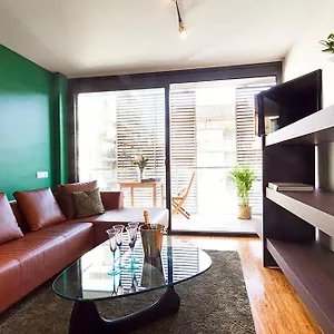 Appartement Rentals - Sarria Near Center