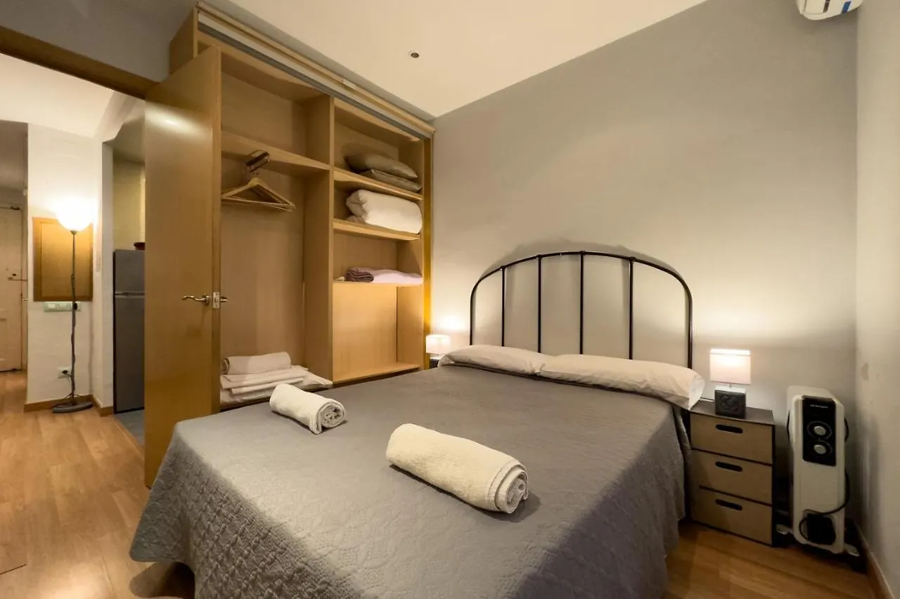 Aparteasy - Gracia Apartments Spain