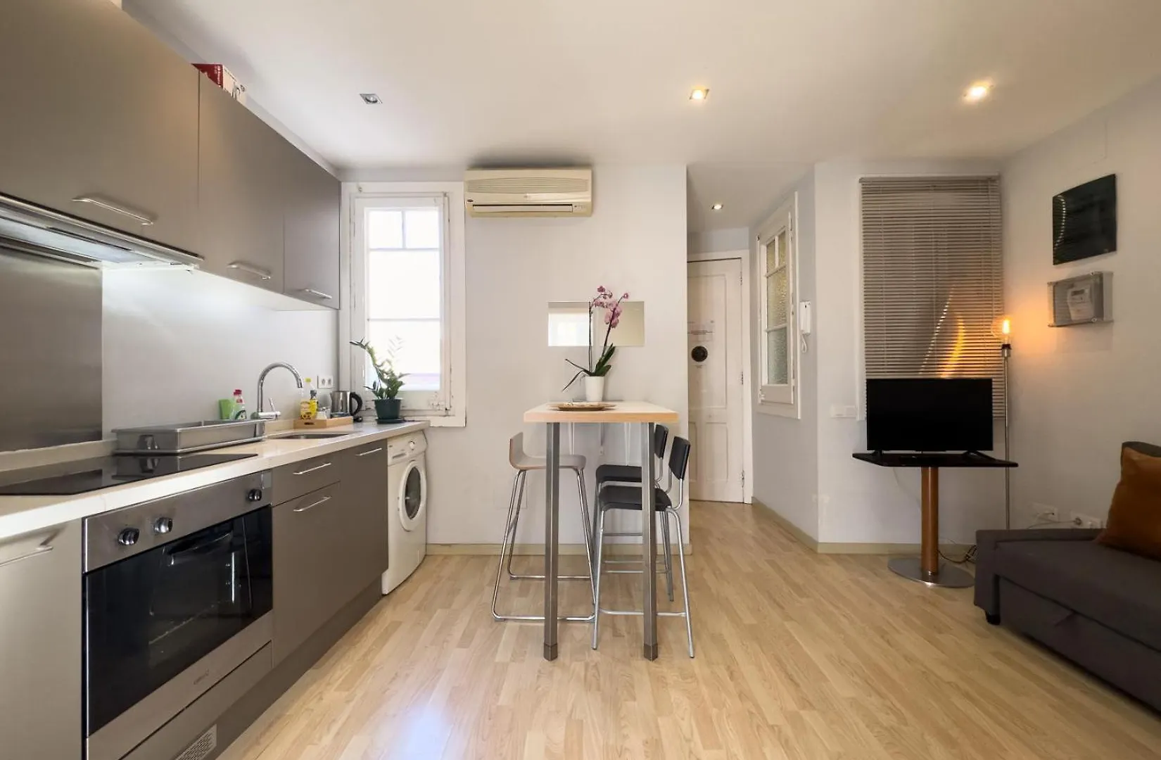 Aparteasy - Gracia Apartments 0*, Barcelona