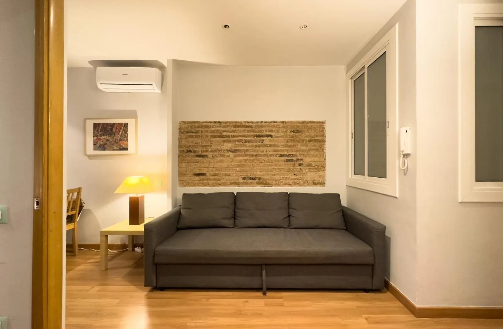 Aparteasy - Gracia Apartments contacts