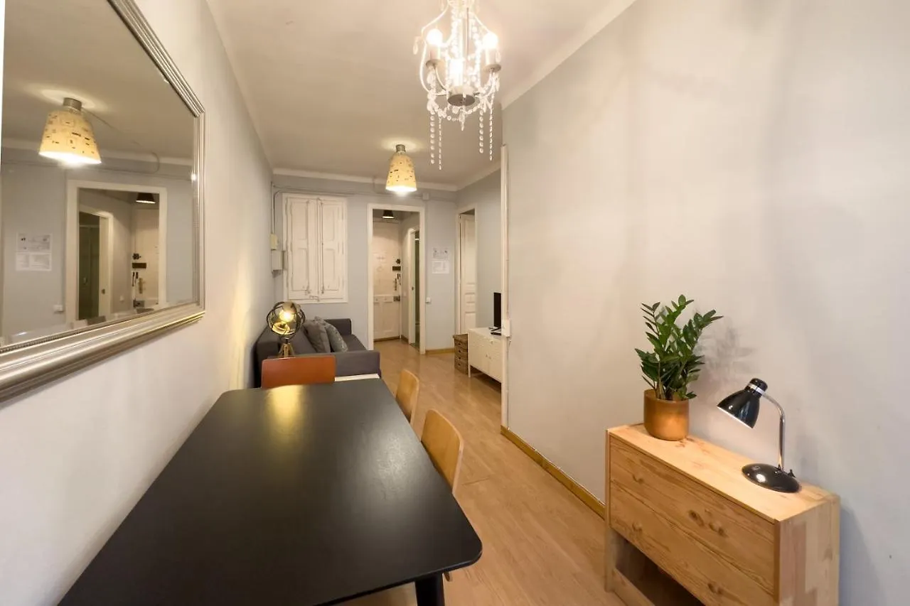 Aparteasy - Gracia Apartments Barcellona